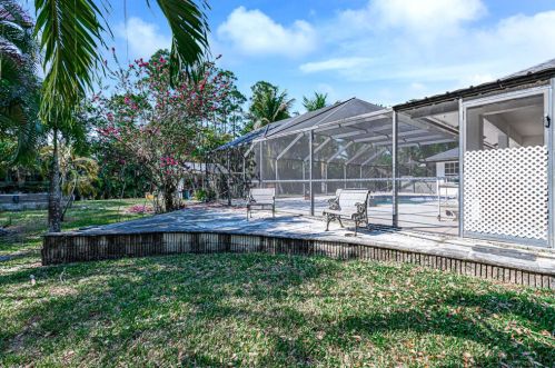 16702 87th Ln, Town Of Loxahatchee Groves FL  33470-1732 exterior