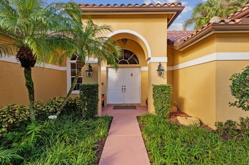 2663 Hampton Cir, Delray Beach, FL 33445-7128