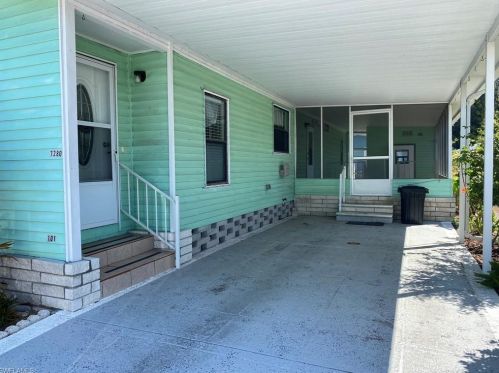 7280 Ladyfish Dr, Saint James City, FL 33956-2745