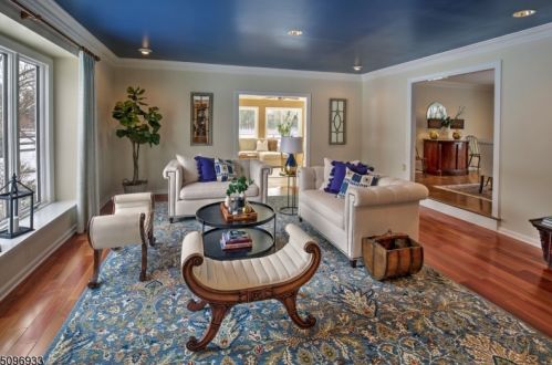 605 Larger Cross Rd, Bedminster NJ  07921-2728 exterior