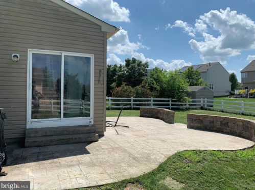 129 Tweedsmere Dr, Blackbird DE  19734-2822 exterior