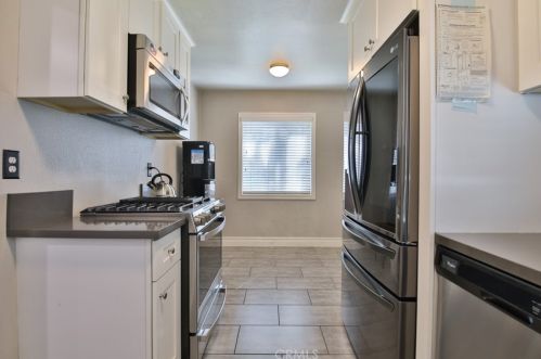 10891 Hulme Ave, Lynwood CA  90262-2231 exterior