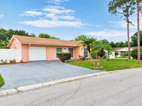 4880 Shell Stream Blvd, New Port Richey, FL 34652-4441