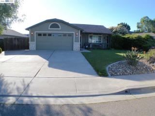 218 Merlot Ln, Oakley, CA 94561-3186