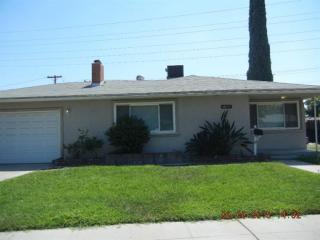 4894 Oslin Ave, Fresno, CA 93727-1843
