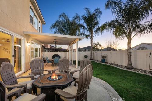 39057 Hidden Creek Ln, Temecula CA  92591-7417 exterior