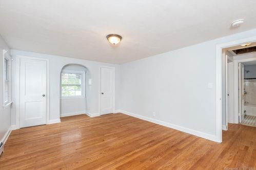 55 Forest St, Hartford CT  06118-2311 exterior