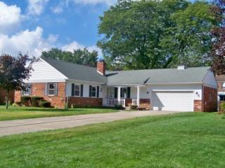 4201 Kingsmoor Dr, Toledo, OH 43613-3711