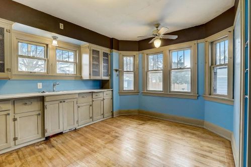 202 72, Milwaukee WI 53213-1828 exterior