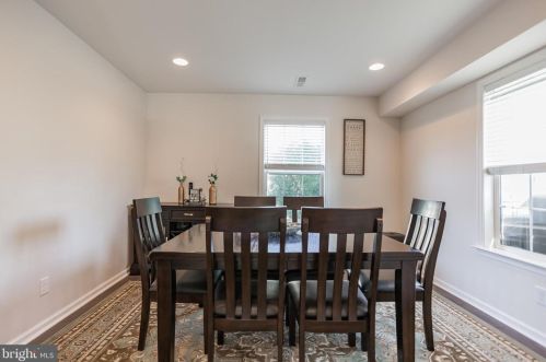 532 Winding Rd, Lansdale PA  19446-3447 exterior