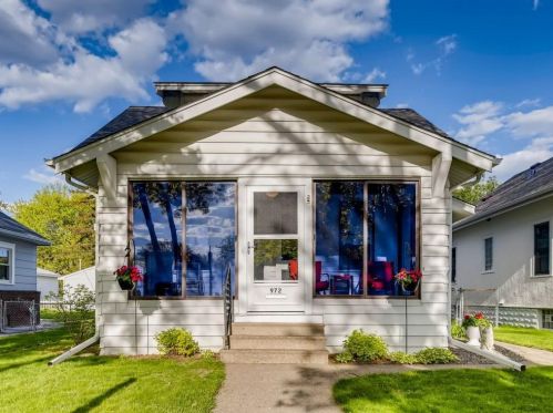 972 Cherokee Ave, Saint Paul, MN 55118-1110