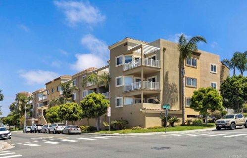 450 Horne St, Oceanside, CA 92054-2599