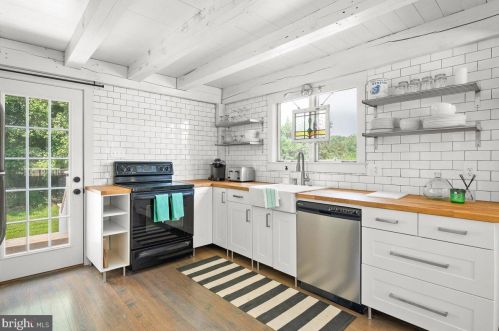 32076 Hickory Manor Rd, Frankford DE  19945-3139 exterior