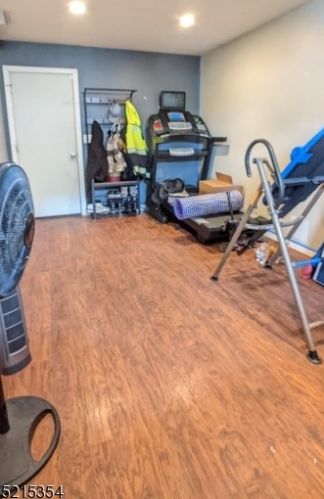 31 Arrowhead Dr, Wantage NJ  07461-1210 exterior