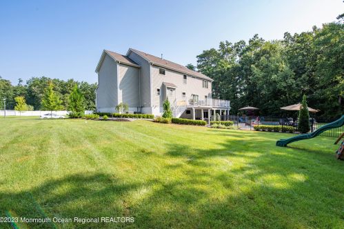 9 Maxim Ct, Jackson Twp NJ 08527-3893 exterior