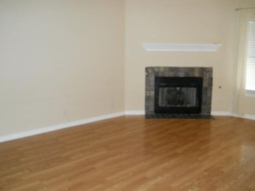 131 Bailey Loop, Uhland, TX 78640-4640