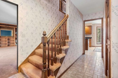 225 Traders Point Ln, Green Bay WI  54302-5236 exterior