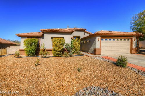 9123 La Palma Dr, Tucson, AZ 85747-5368