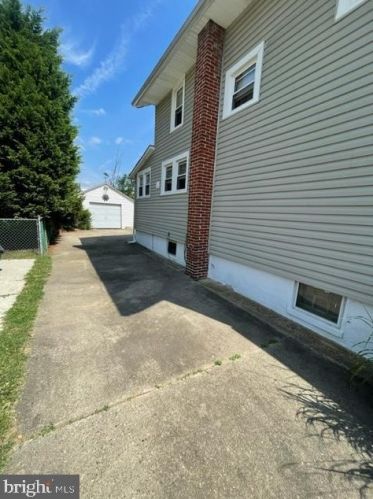812 Turner Ave, Riverton, NJ 08077-1928