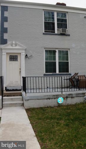 2902 S St, Washington, DC 20020-6464
