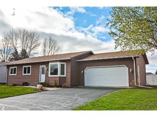 323 Aster Dr, Waterford, MN 55057-2878