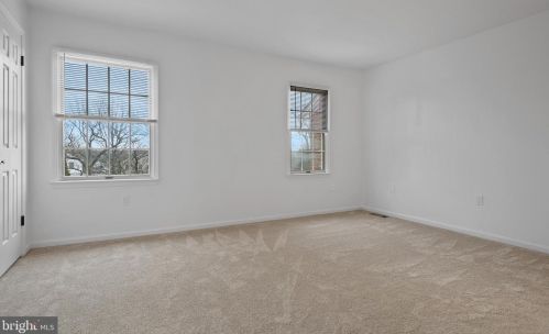 6027 Meade Ct, Harrisburg PA  17112-8546 exterior