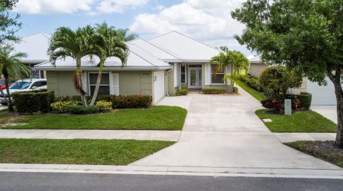 2143 Mayflower Dr, Palm City FL  34990-7536 exterior