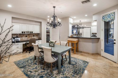 8691 Davenport Dr, Scottsdale AZ 85260-4377 exterior