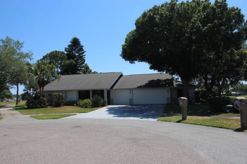 1300 Independence Ave, Melbourne, FL 32940-6715