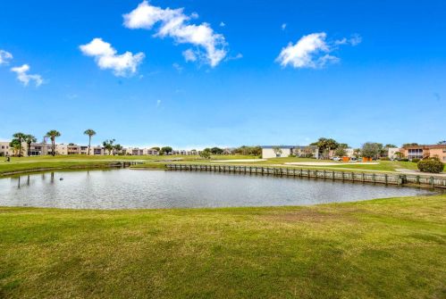 460 Flanders J, Delray Beach, FL 33484-5326
