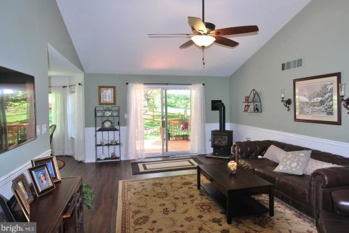 621 Glen Run Dr, Steelville PA  19310-9450 exterior