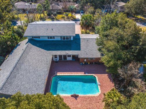 37 Walnut Ave, Shalimar FL  32579-1121 exterior