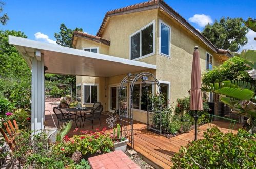 5807 Greens Dr, Riverside CA  92509-7327 exterior