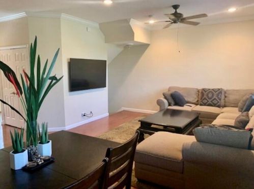 3126 Oasis Dr, Boynton Beach FL  33426-8666 exterior