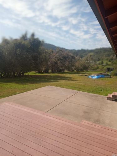 5480 Canyon Rd, Willits CA  95490-9242 exterior