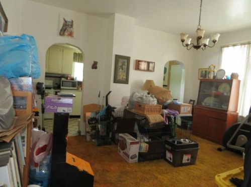 2706 Grandview Ave, Mckeesport PA  15132-7832 exterior