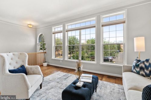 12222 Dorrance Ct, Herndon, VA 20190-3275