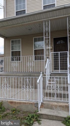 920 25th St, Camden, NJ 08105-3824