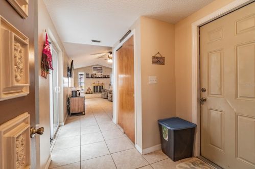 8308 Broken Willow Ln, Port Richey, FL 34668-6811