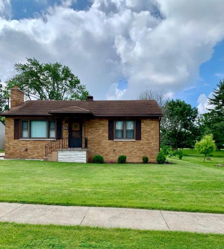 210 Berens St, Dyer, IN 46311-2106