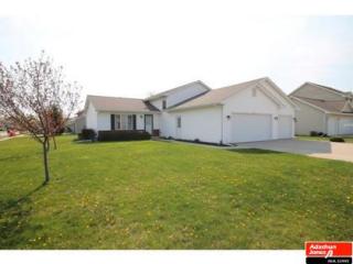 4090 Sharratt Dr, Oshkosh WI  54901-8106 exterior