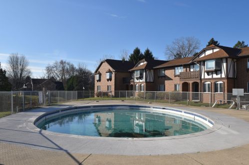 6575 Green Bay Ave, Milwaukee WI  53209-3455 exterior