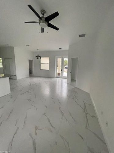 3633 26th Ave, Naples, FL 34117-7813