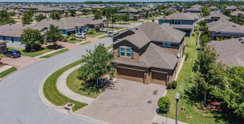 1606 Feather Grass Loop, Lutz FL  33558-2804 exterior