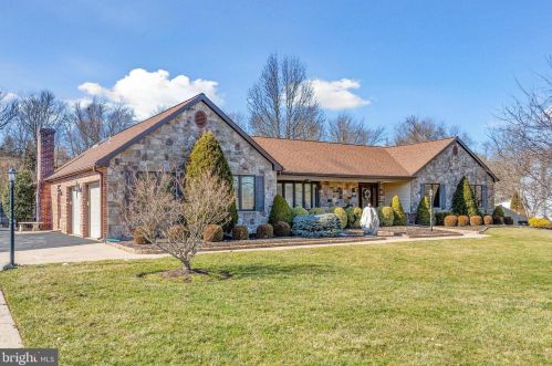 430 Bustleton Pike, Southampton, PA 18966-1672