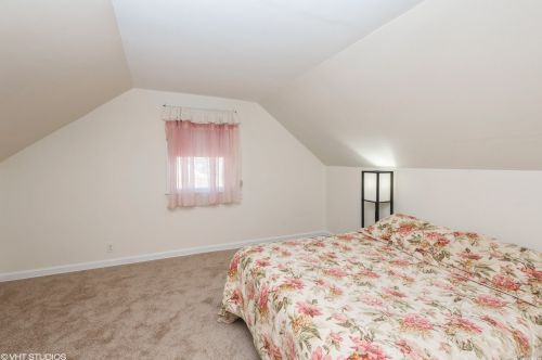 835 Washington Ave, Westbury NY  11590-6013 exterior