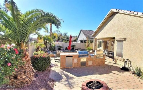 3413 Thornton Ave, Gilbert AZ 85297-5216 exterior