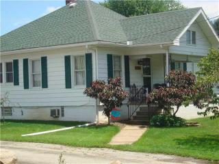 1514 Latrobe St, Latrobe, PA 15650-2612