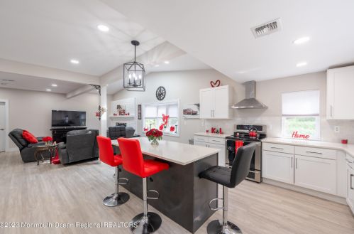 1420 Transit Ave, Jackson Twp NJ  08527-5224 exterior