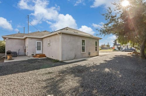 569 Springer Ln, Lodi CA  95242-9224 exterior